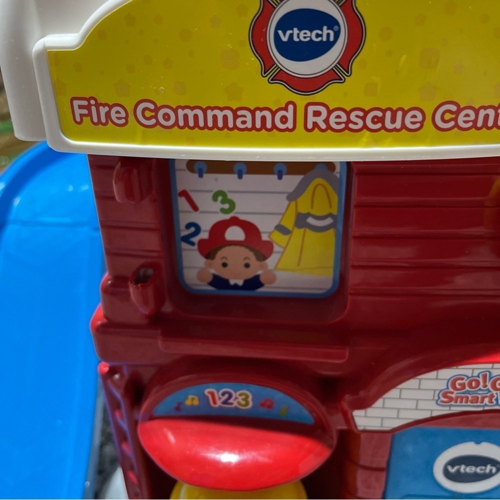 VTech Go! Go! Smart Wheels Fire Command Rescue Center As Is See Note - Picture 4 of 7